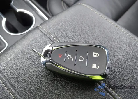 2022 Chevrolet Traverse Awd Lt Leather z USA, uszkodzony, nr VIN 1GNEVHKW5NJ113944